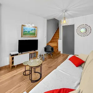 Un Petit Nid Au Bord De La Sorgue Appartement